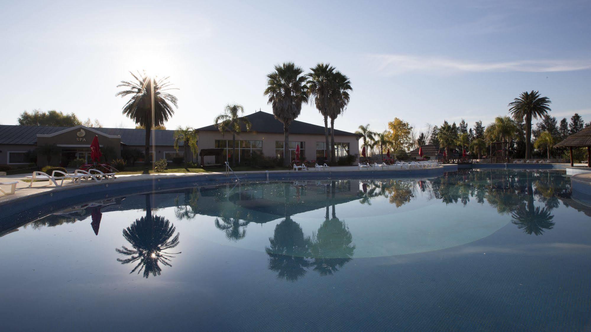 Howard Johnson Marinas & Resort San Pedro  Exterior foto
